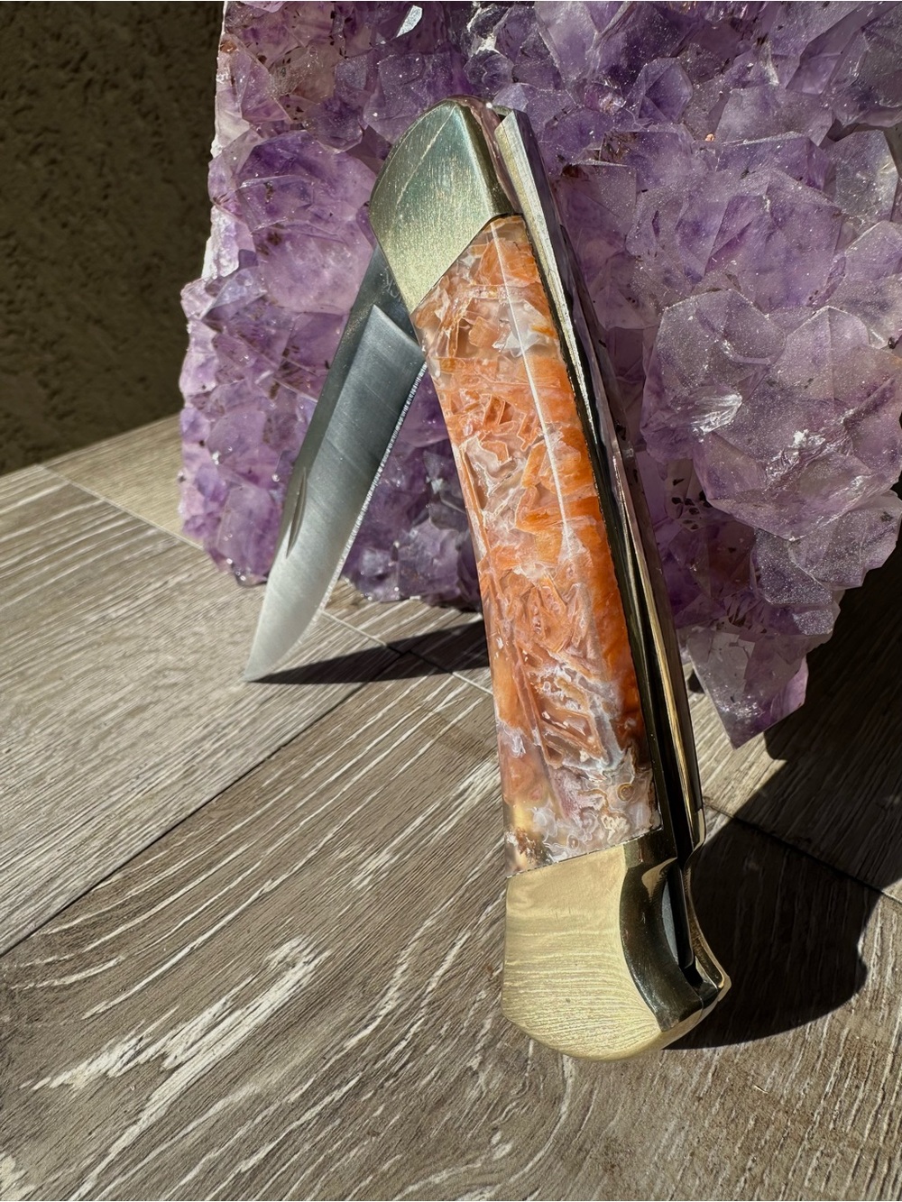 Buck 110 with custom scales